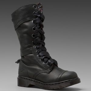 Dr Marten’s Triumph 1914 Lace-up Boot